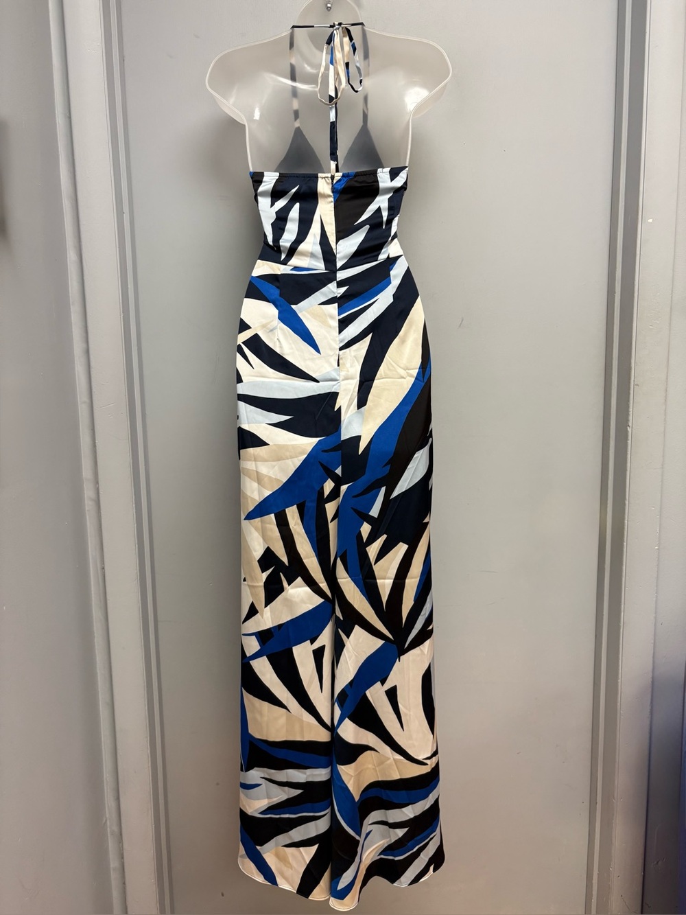 White House Black Market Ruched Tropical Print Halter Maxi Dress Size 6 NWT - Picture 8 of 12